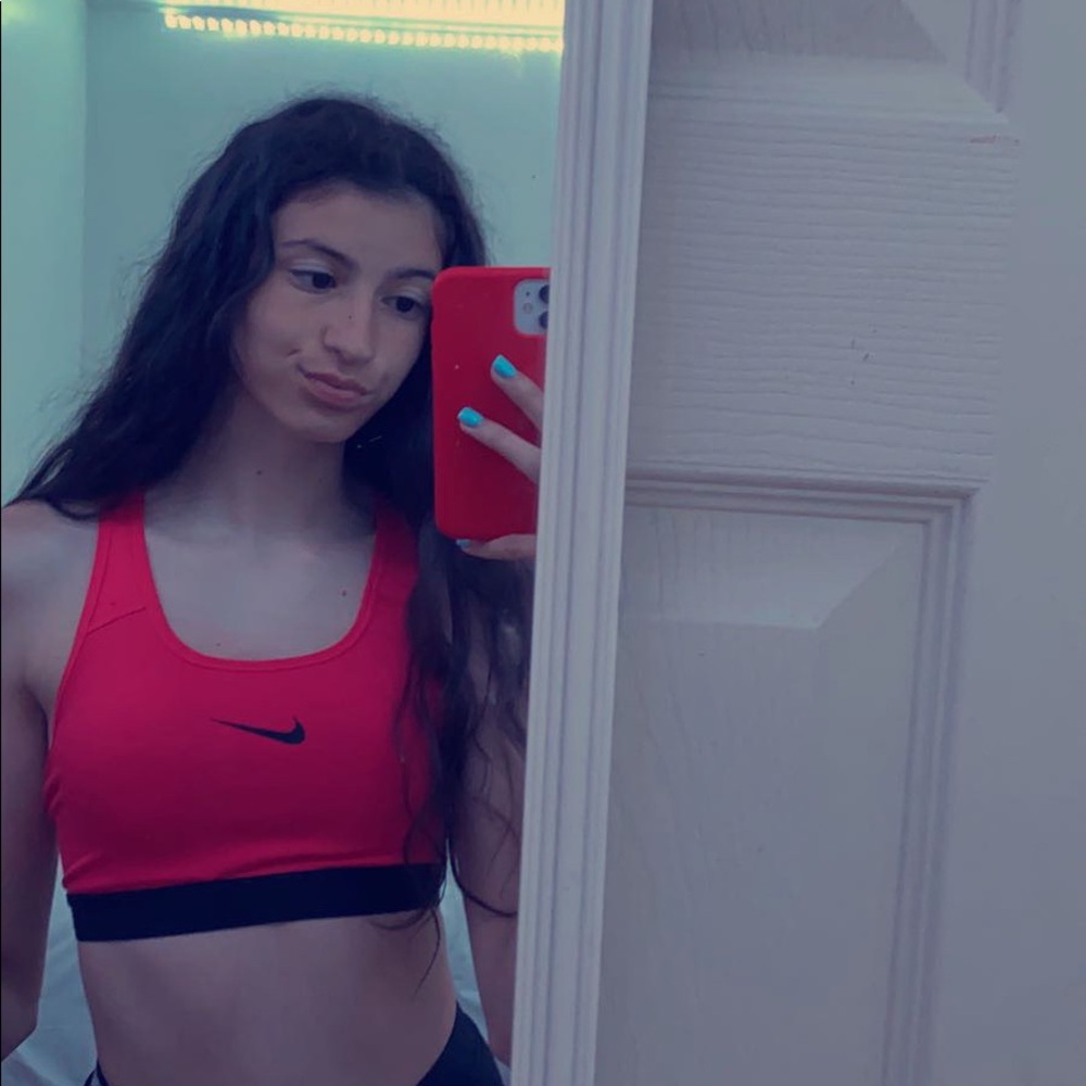 Meet your Posher, Sophia